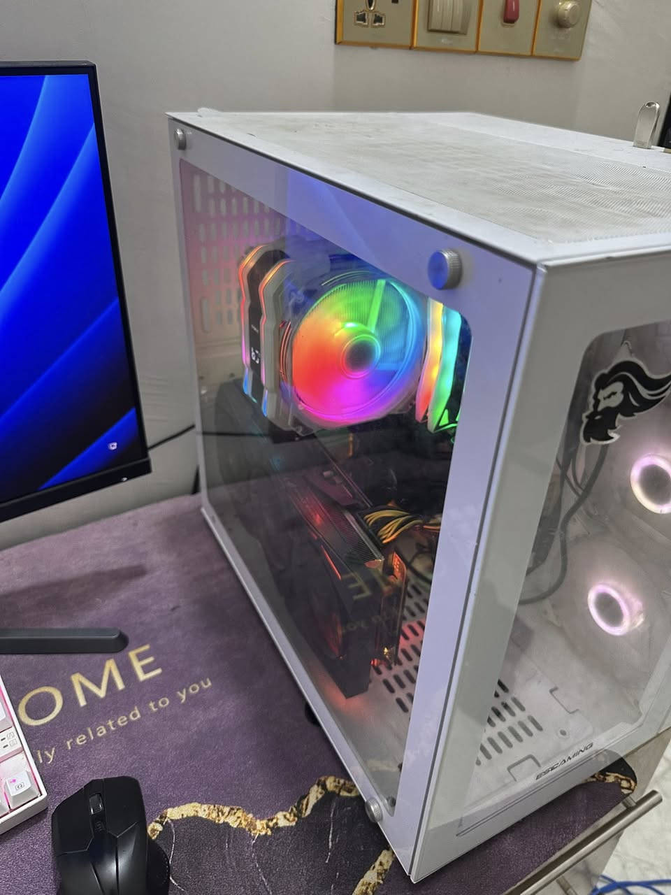Pc للبيع
المواصفات :
 المعالج (CPU): Intel Core i7-8700K (3.70GHz, 12 Threads)
 كرت الشاشة (GPU): NVIDIA GeForce RTX 2080 Ti (11GB VRAM)
 الذاكرة (RAM): 16GB DDR4
 اللوحة الأم (Motherboard): Gigabyte Z390 UD
 التخزين السريع (SSD): ADATA SX8200 Pro M.2 (500 GB)
   التخزين الثانوي (HDD): 1t
 السعر : مليون و ميه


**إذا كنت صاحب هذا الإعلان وتريد حذفه لأي سبب، رجاءا أرسل رسالة إلى الدعم الفني**