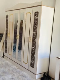 غرفه تركي ٥ قطع ستخدام قليل نضيفه كلش  ٠٧٨١٢٨٣٧٩١٧