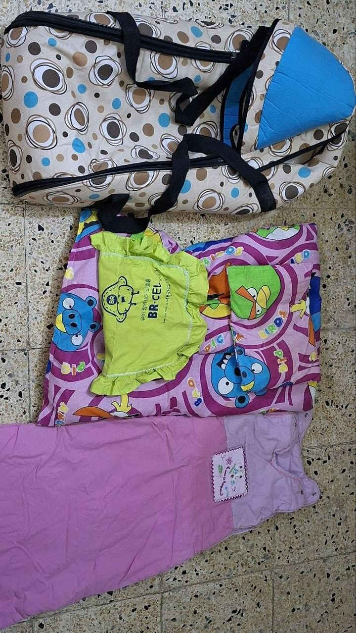 بيت اطفال مع مطرح وبردسون كلهم ب20 الف 
والهزاز ب20 وبينو مجال


**إذا كنت صاحب هذا الإعلان وتريد حذفه لأي سبب، رجاءا أرسل رسالة إلى الدعم الفني**