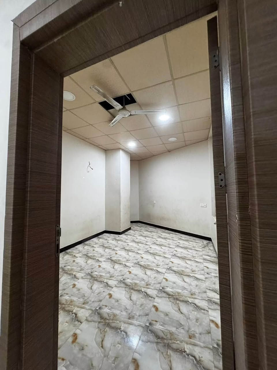 شقه للإيجار
◾️حي الدوانم قرب سياج المعمل 
◾️ثلاث غرف نوم 
◾️طابق ثاني 
◾️ لإيجار 225الف قفل 
◾️للتصال لاستفسار ***********

