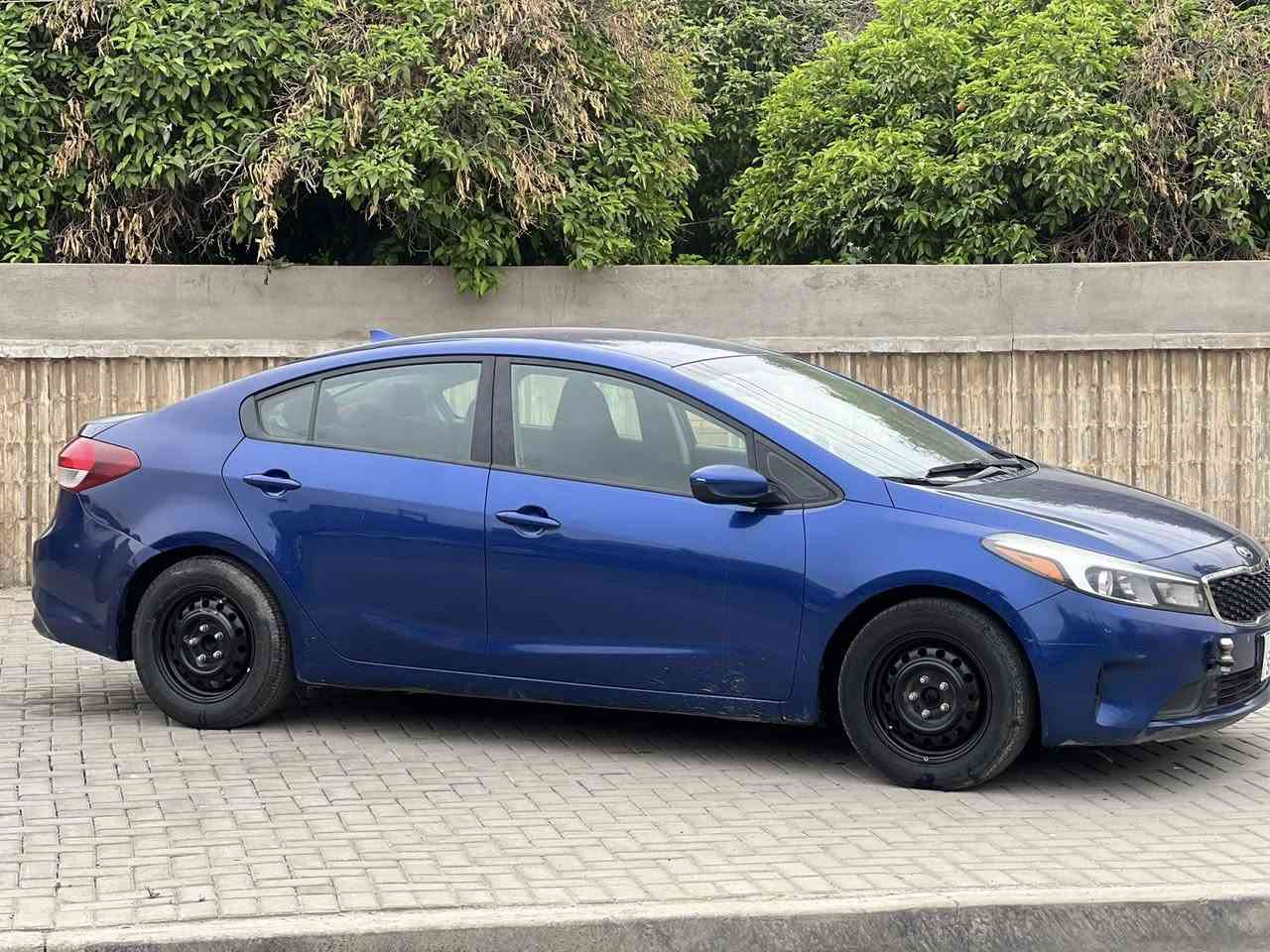 سلام عليكم
 فورتي للبيع موديل 2018 
وارد امريكي 
حادثهة جاملغ وصندوك بي رصعه ونصبغ
وليبل واحد بدون دواخل بدون ايرباك
مكينة 2000 دوش المرغوبة 
مكينة وكير خير من الله 
دهن مبدل جديد 
تخم تايرات جديد
باتري جديد 
صار شهر من بدلتهم 
رقم بغداد تحويل ثاني يوم بـ اسمي 
سعر 125 وبيها مجال بسيط حك الجية 
مكان بغداد/السيديه
رقم ***********
