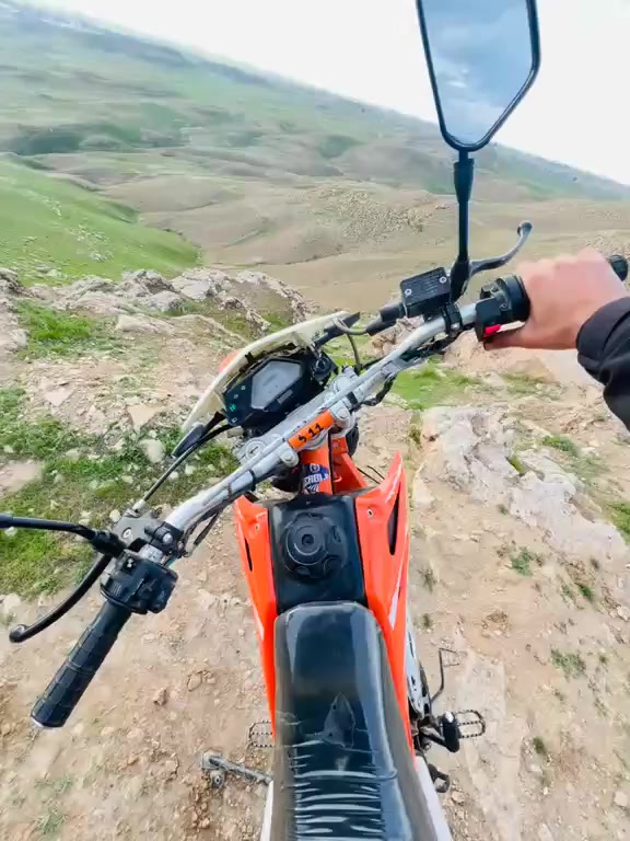 السلام عليكم كاويار للبيع موديل 24
حجم ٢٥٠ المحرك نار 💥 كلشي شغال  ويرهم مراوس 

السعر 800 وبي مجال
***********
