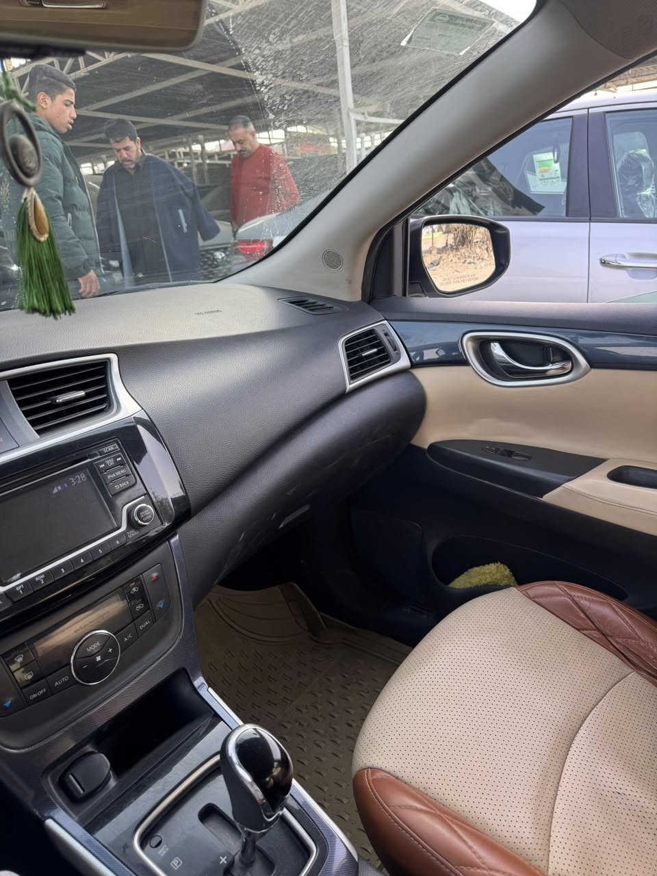 للبيع نيسان سنترا 2018واردامريكي مواصفات srفول محرك 1800
***********
المكان بابل
