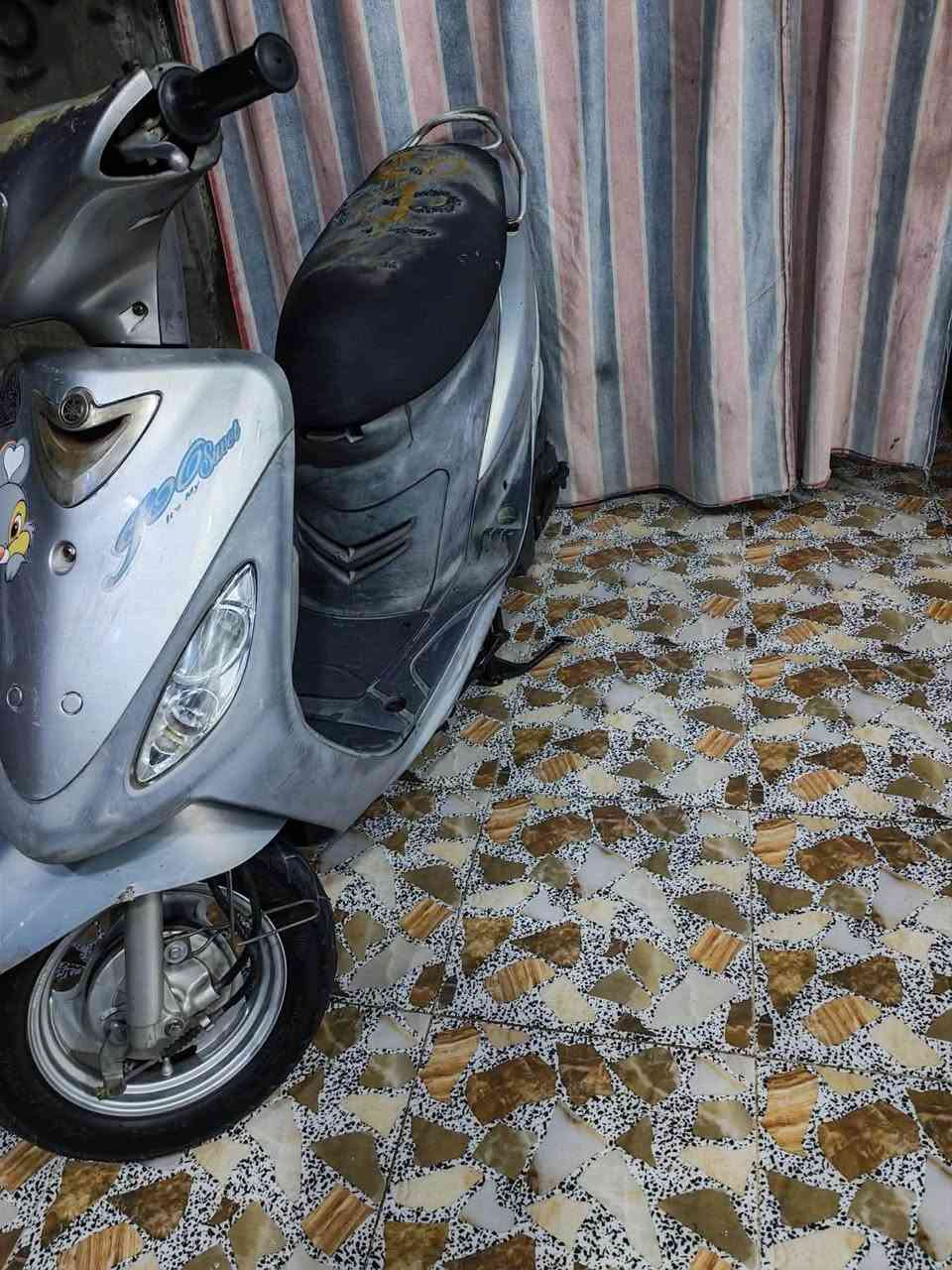 ماكس منغولي حاويه كفاله عامه سعر ٩٠٠ نازله قبل شهر من رمبه اتصال او واتساب ***********
