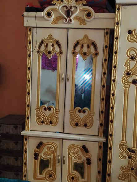 ‏‪***********‬‏
غرفه خشبيه للبيع المكان ناصريه مدينه صدر 
سعر 750 وبي مجال
