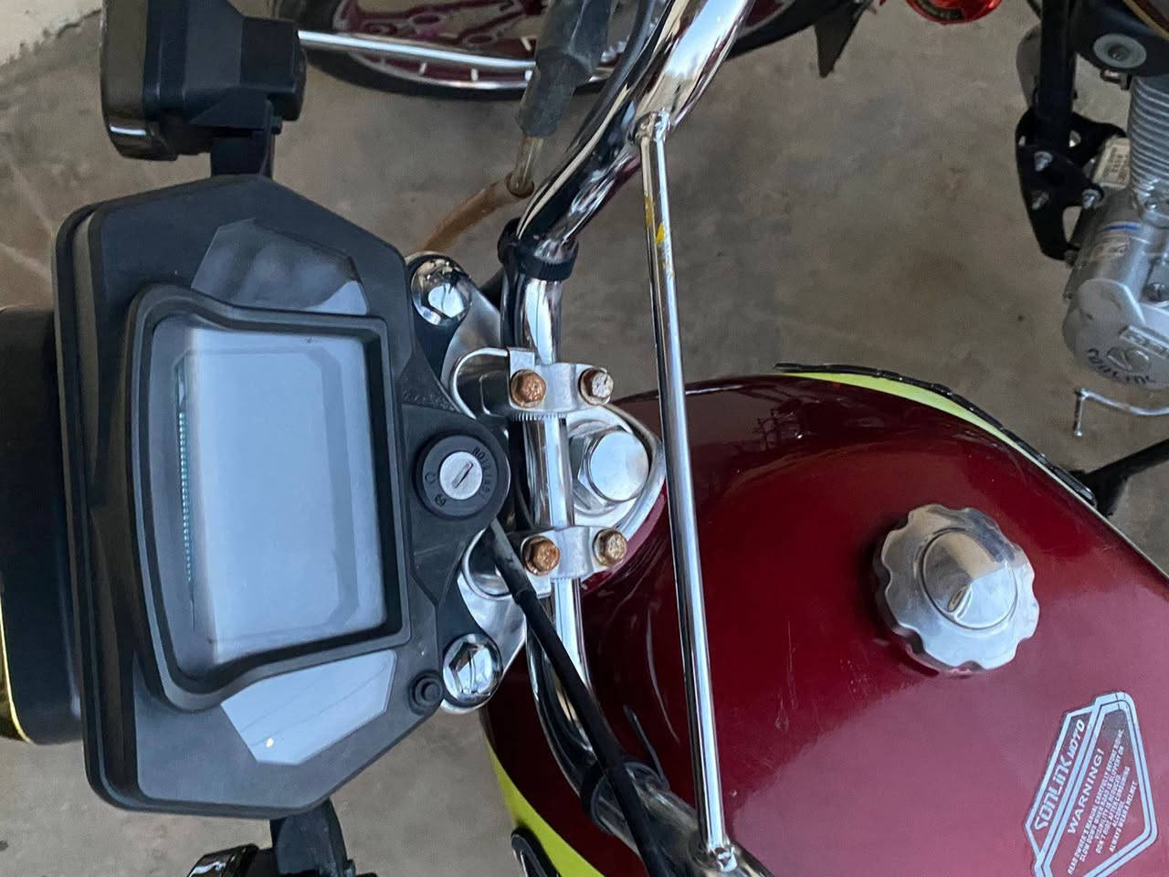 سلام عليكم دراجه للبيع
موديل 2023 محرك شرط ما مفتوح شرط اشاير شغالات لايت عالي ناصي دشبول كتروني الماطور اخذتة بل كارتون ما صار هواي من خذتة بعدة بلادي تعال وشوف بعينك 
طالب عليه 575 وبي مجال *********** هاذ رقمي
