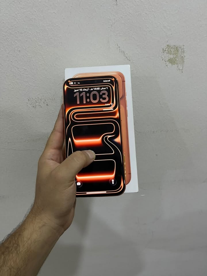 17 برو ماكس ذاكره 256 بطاريه 100 مشحون 125 مره
شرق اوسط سيم كرت برتقالي غراضه كامله 
داخل الضمان ينتهي 2027 
مبدل شاشه وشريط بطاريه بطاريته 100 اثر الوكعه 
وبيه ضربه من جوه مماثر كلشي بلجهاز شغال 
تعرفون سعره مليونين اريده مليون 125 
نهايته تفاصيله كلهن ذاكرهن لحد يكلي شبيه مابي 
بغداد مكاني 
***********
