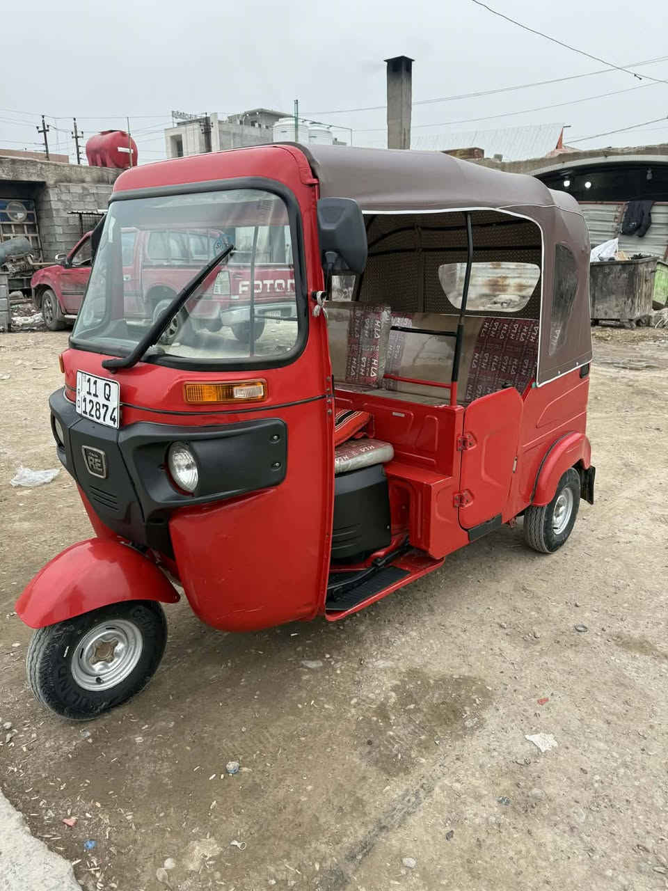 السلام عليكم تكتك 22للبيع رقم بغداد بأسمي كشر ومكينه مكفوله ما عدى شبر بارد بل لغد مكاني بغداد قرب بسمايا السعر 9 و250 والشراي يدلل تكتك ما متعوبه الله شاهد  للأستفسار ***********
