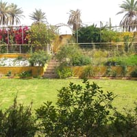 بيت للبيع المساحة نص دونم مساحة البيت ٢٢٠م طابقين يحتوي على ٤ غرف نوم ...