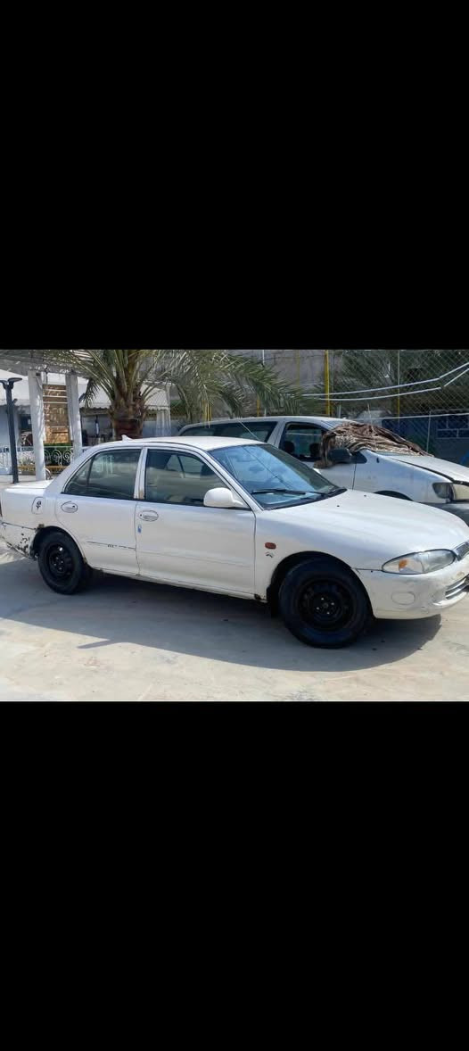 سلام عليكم بروتون ويرا موديل 2002 سيارة بلادية فقط چاملغ خلفي صبغ سنوية بأسمي لسنة 2031 هزه جديدة سعر 38 وبيها مجال للأتصال ***********
