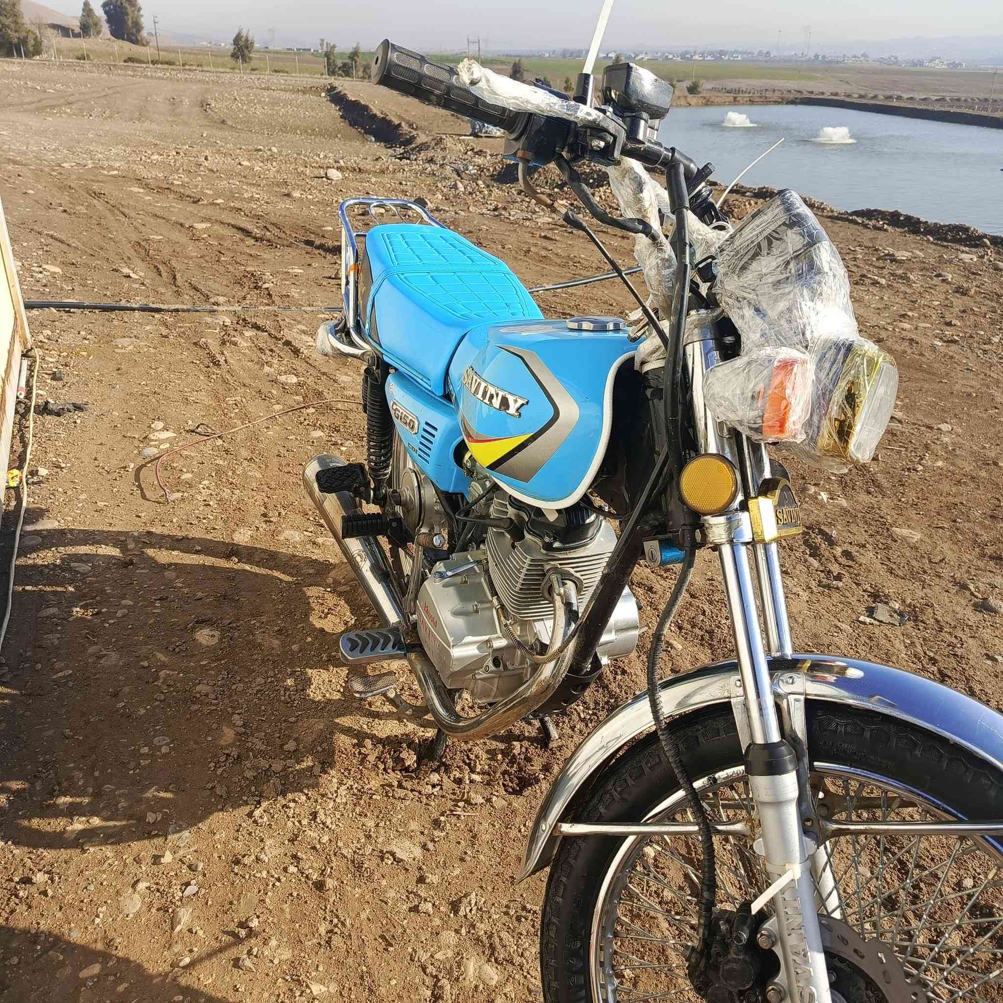 سلام عليكم  بسبب الوعود الكاذبه سافين موديل 2020 كلو شرط منافيس اصلي سعر 450 وبيه مجال  ولمو شراي لا يبزعني عنوان الكلك واتساب ***********
