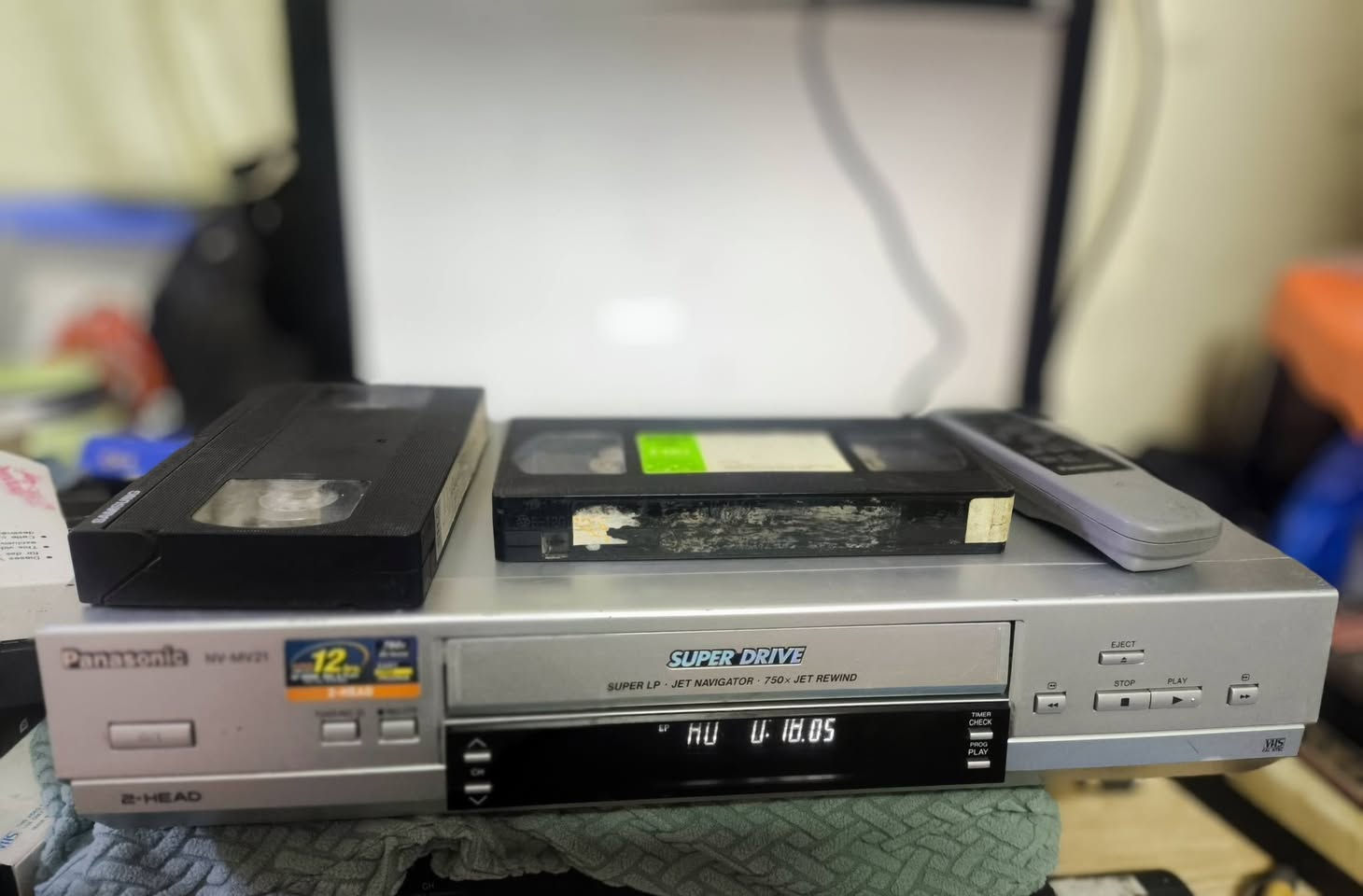 سلام عليكم 
جهاز فيديو كاسيت كبير ماركه بانسونيك نضيف مع ريموت كنترول كاسيتين و فيشه واير كامل 
يريد يراسني بلخدمه تحياتي


**إذا كنت صاحب هذا الإعلان وتريد حذفه لأي سبب، رجاءا أرسل رسالة إلى الدعم الفني**