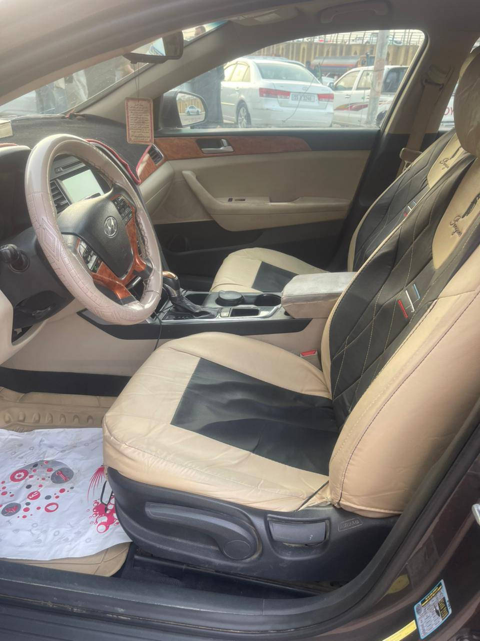 سلام عليكم..
سوناتا موديل 2016 نضيفة أمريكي ومكفولة  مابيها ضرر وبيها الخير عل ياخذها 
رقمي ***********
