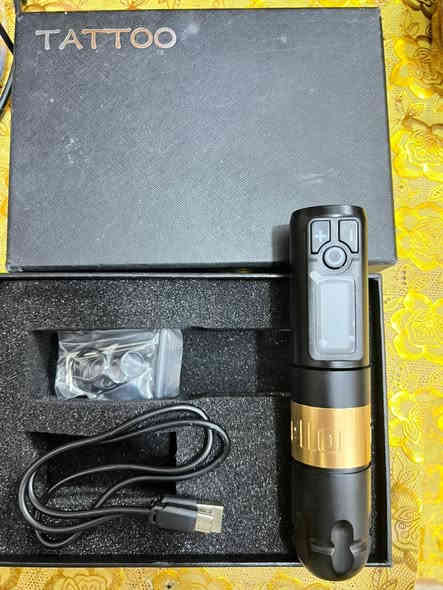 جهاز تاتو مامستخدم ولامره جديد ونوعيه حديثه سعره ١١٠ وبي مجال
مراسلة فقط واتساب اجاوب ***********
