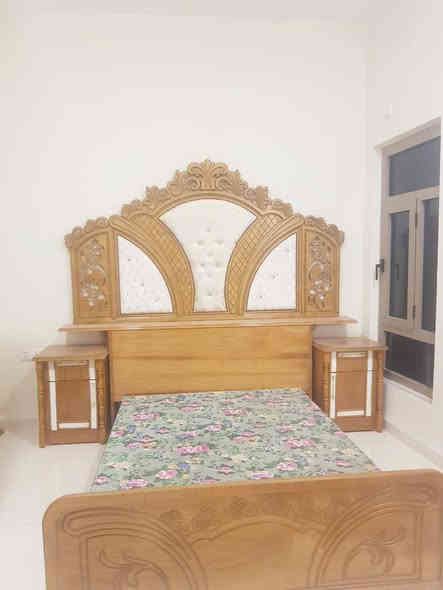 العنوان علي الشرقي قرب مركز شرطة

***********

سعر مليون و٢٥٠
