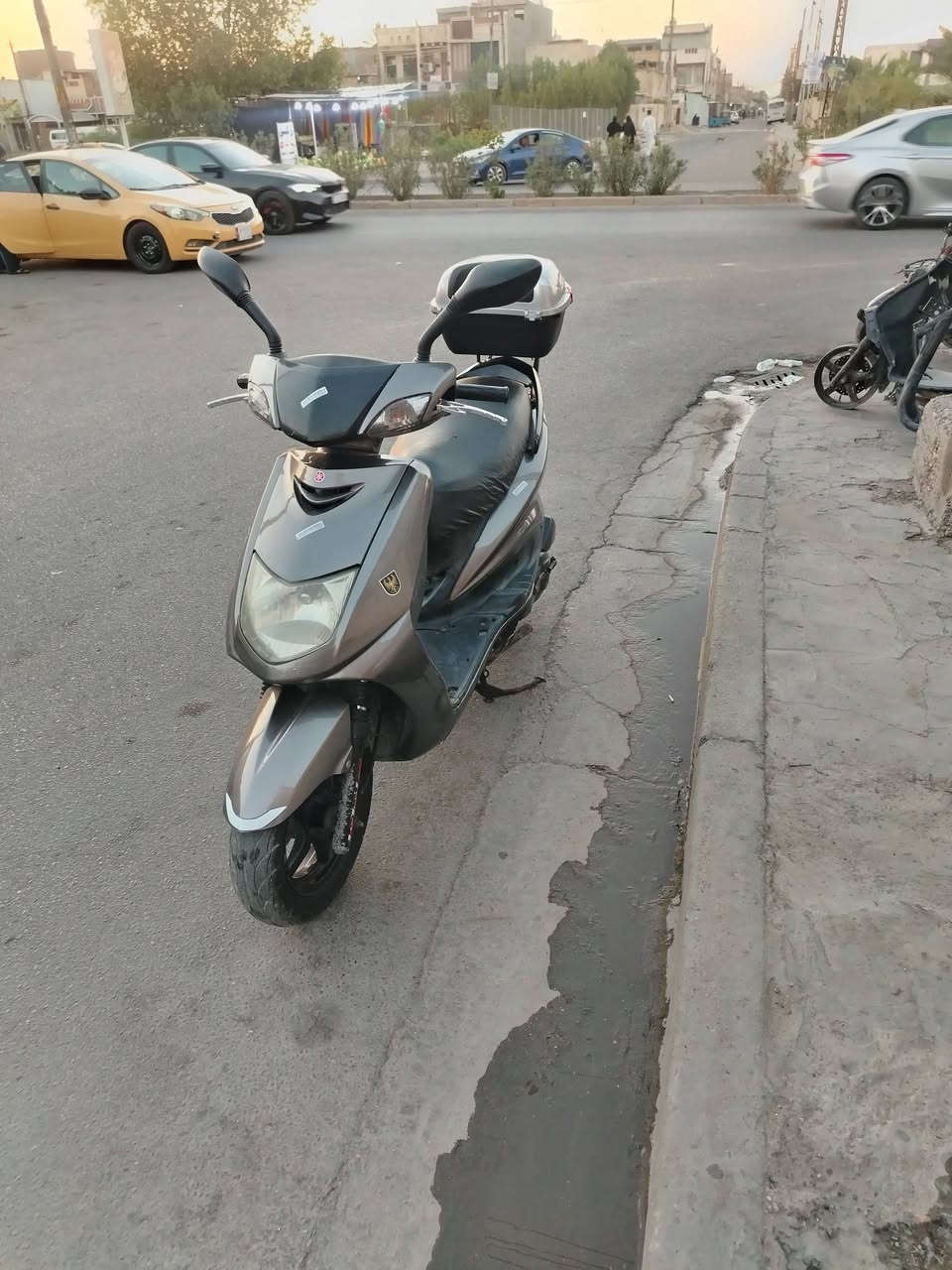 للبيع سكنس نضيفه و كلهه شغالة علة لفحص السعر 550 المكان بغداد حي لعامل اتصال ***********
