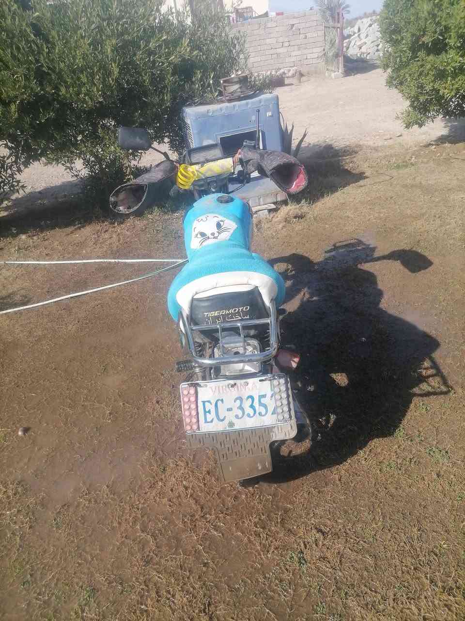 السلام عليكم دراجه سيفان موديل 21
محرك مفتوح مره وحده شلعه ومعدل ومرتبه المكان بيجي ناحيه الحجاج السعر 400 $
الاتصال على الرقم ***********
