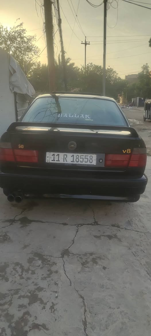 السلام عليكم للبيع او مراوس بيئم 530 ثمانيه سلندر موديل 93 سياره جاهزه من كلشي مكينه 40 كير عادي اصل اوتماتيك سياره كل نقص مابيهه صلنصه رياضي دبل جكمجه دبل اريرباك كشنات كهرباء جلد ويل 18 كروم فتحه بلسقف السعر 63 وبيهه مجال للاستفسار الاتصال على الرقم واتساب *********** مكاني بغداد الغزاليه  اعادة النشر بسبب الوعود الكاذبه  هزه جديده رقم دولي
