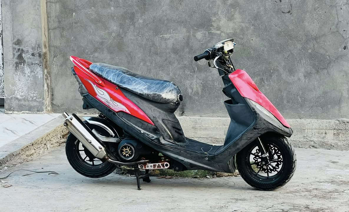 السلام عليكم للبيع ماكس عدله مزوده صلنصه سلستيل
شيال راجع مشمشي ويل مشيف قبق فلاوين Nsy اصلي  تعلاوه دبل سمائي مكينتها ما مفتوحه جيب فيتر وافحص ملاح فول كفرات جارده نكره سلف هندر كلشي شغال مكاني بابل/كفل *********** السعر خاص
