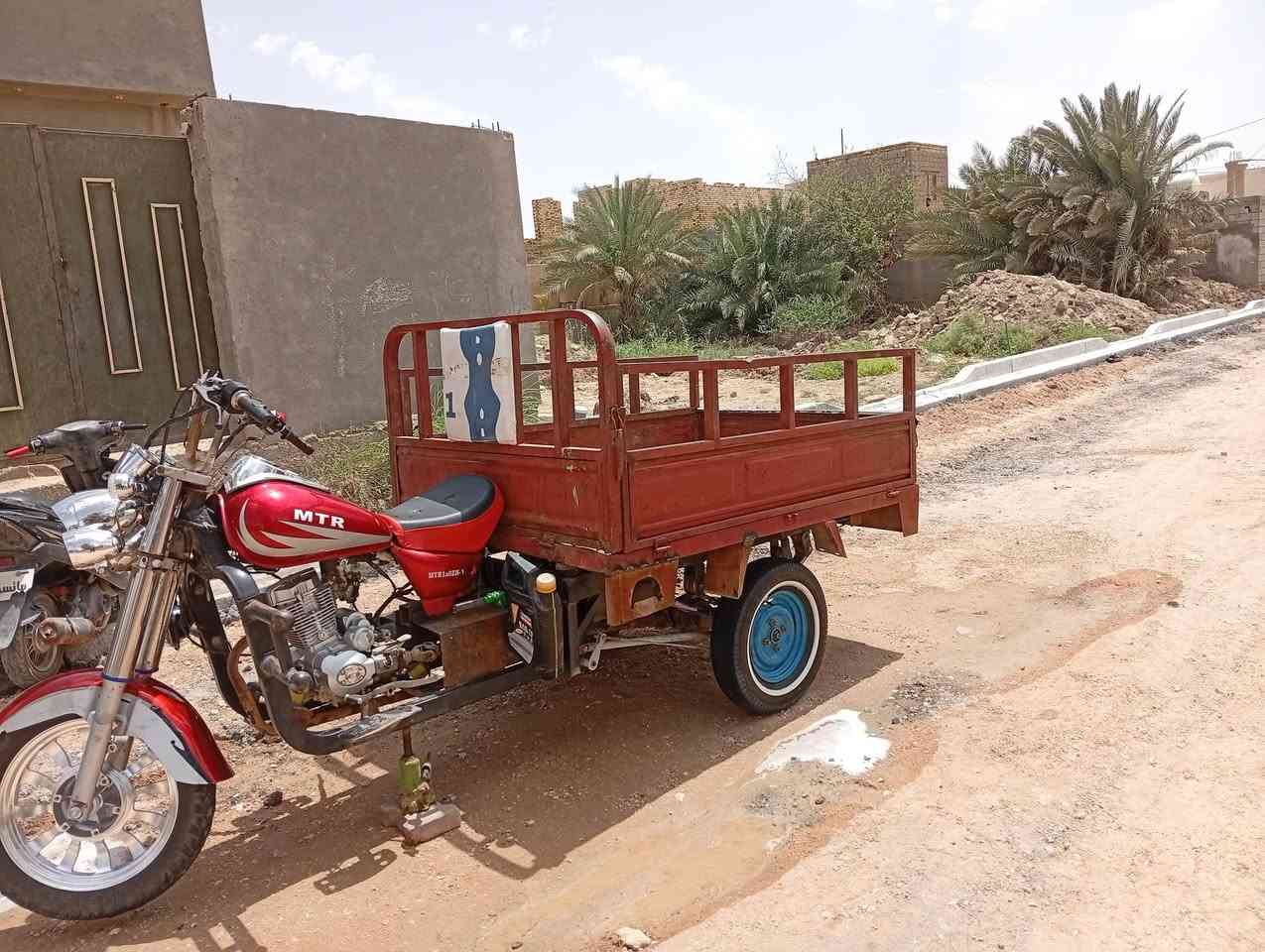سماوه
للبيع 2007 بلاديه بيهه بس جوملغغ ودوسه مو بلاديات  الباقي كله بلادي دراجه كفاله عامه اوراق اصولي ماموجود خاص اتصال***********
