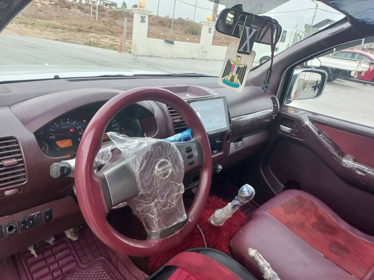 السلام عليكم.   للبيع او المراوس حسب القناعه
بيك اب نيسان نيڤاره دبل قماره 
موديل 2008
رقم انبار دولي سنويه مجدده تحويل مباشر 
محرك جديد كير عادي 
تبريد  ثلج 
شاشه تاب كامره 
سنتر لوك  
تخم تاير ويل كب سياره جاهز من كلشي 
العنوان الرمادي الصوفيه للاستفسار هاتف ***********
