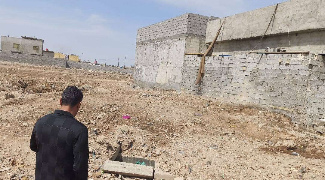 قطعة ارض زراعي 400 متر مربعة في حي دجلة على شارع رئيسي وركن على فرع 
سعرها 26 وبيها مجال للشراي 
***********
