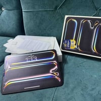 آيباد برو M4 • شاشة ١١ انش • بطارية ١٠٠٪