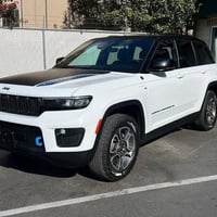 جيب تريل هوك 2023 • جيب هايبرد • تريل هوك بلج إن • سيارة جيب وارد أمري...