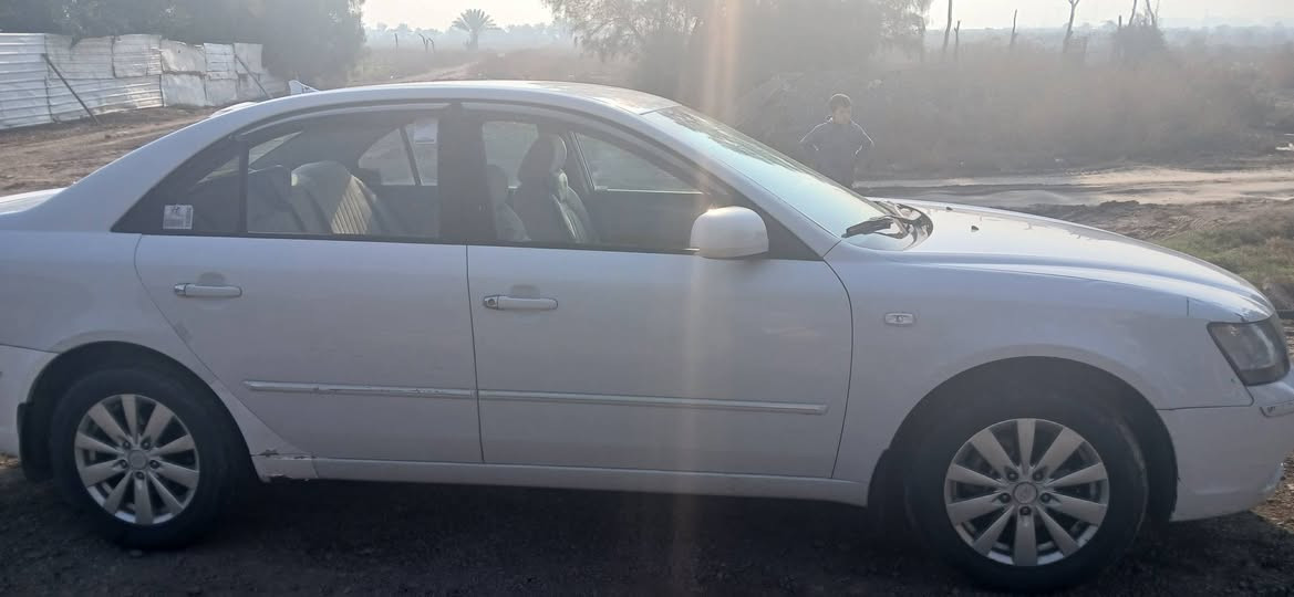 سوناتا 2009 خليجي مكفوله رقم انبار السياره جاهزه مكان السياره ابو غريب السعر 125وبيها مجال ***********
