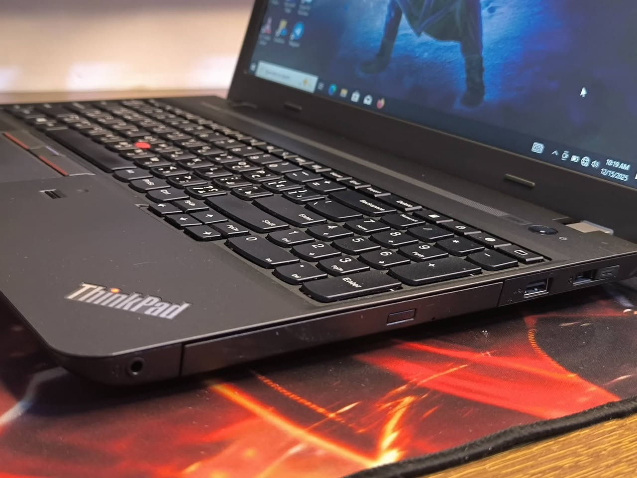 الكوراي سفن الخامس بXXX 🔥
لابتوب يجمع بين القوة والاناقه والسعر التنافسي ✨💫
Lenovo thinkpad E550

المعالج : core i3/i5/i7 الجيل الخامس 
كرت الشاشة: 4 كيكا انتل 

الرام: 8 كيكا سلاسة عالية 🏎

الهارد: 120 كيكا SSD قابل للزيادة 🗄

الشاشة: حجم كبير  15.6 انش دقة ممتازة 🖥

كاميرا أمامية 📷
كيبورد عربي انكليزي ✍
بطارية ممتازة تشغل من 2 إلى 5 ساعات 🔋
 اللابتوب يحتوي على كافة التطبيقات الأساسية ✨
تطبيقات الأوفيس مفعله ✨

مع هدايا
ماوس وماوس باد 🖱
جنطة لسهولة التنقل 💼
شاحن اصلي 🔌

الضمانات: 
ضمان فحص كامل قبل الاستلام والدفع 💳

ضمان اسبوع كامل 💯
.......................
اللابتوب ممتاز جدا للموظفين والطلاب ومثالي لاصحاب المكاتب والطابعات باستخدام الوورد والاكسل وممتاز لمشاهدة الأفلام واليوتيوب بجودة عالية وسلاسة فوق الخيال
.......................
يتوفر توصيل لجميع المحافظات 🚗

السعر:
i3: 169 الف
i5: 189 الف 
i7: 204 الف
يتوفر خصم للكميات 🌟
للاستفسار: ***********
@Abod1iq
