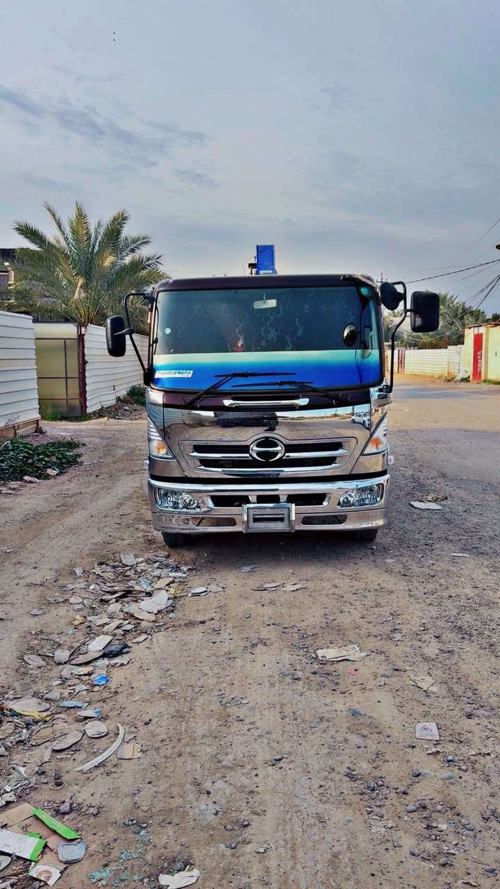 السلام عليكم كرين شيطان للبيع 2018مكينه 80عادي جهازه 5سلايت كاركو عدل رجلين خلفيه ماشيه 65الف مكانه بغداد تقاطع النهروان ***********/***********
