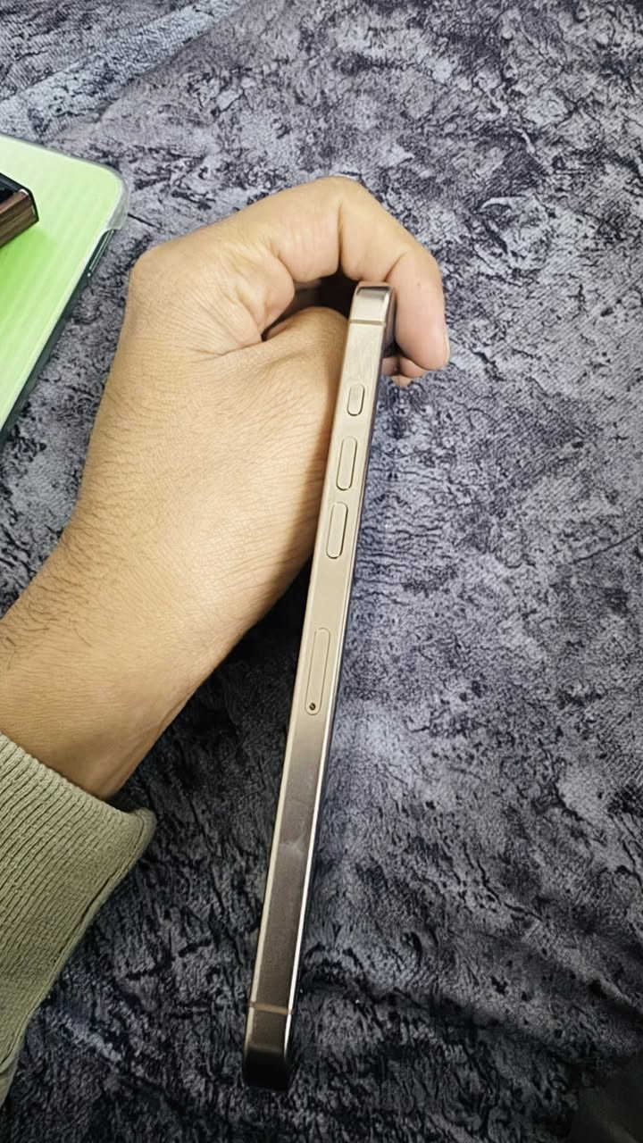 السلام عليكم
ايفون 16 بروس ماكس
دبل سيمكرت ZA
بطاريه 98
ذاكر 256
بدون خدش
السعر 1.480
***********
