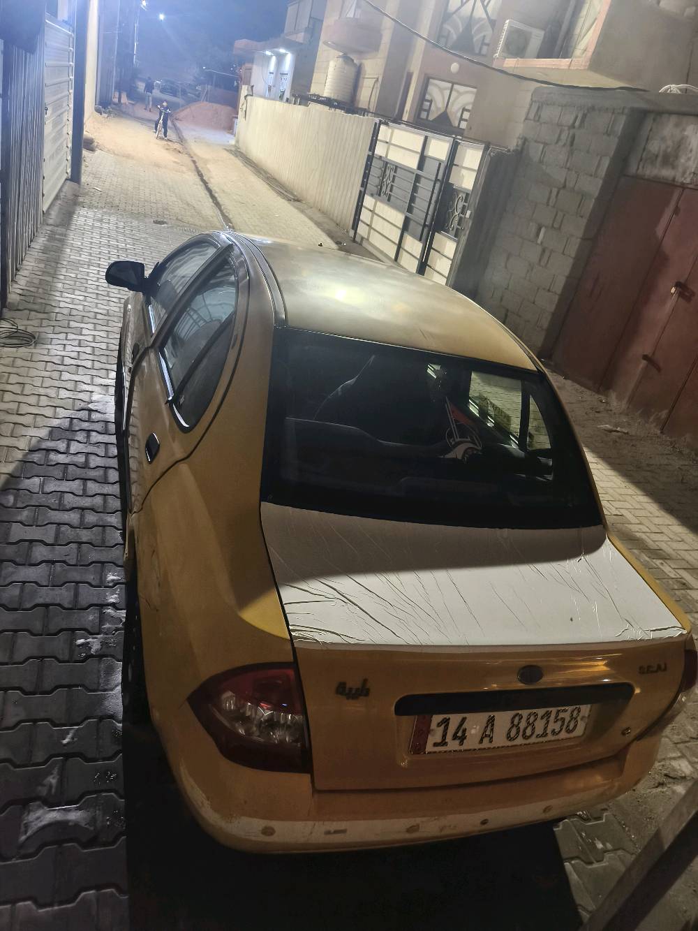 السلام عليكم طيبه موديل2017 رقم بصرة انكليزي سنوية لل 27 السياره بيها جاملغات اماميه مبدلات بدون حادث وخيط بخار توه بادي ماتنقص السياره تخم تاير جديد دينمو جديد قوايش جدد بلكات جدد فيت بم جديد عوزها شوي ترتيب السعر 36 ورقة وبيها مجال قليل ابيع شرط التحويل راعيها يريد تحويل عنواني بصرة تنومه للاستفسار ***********