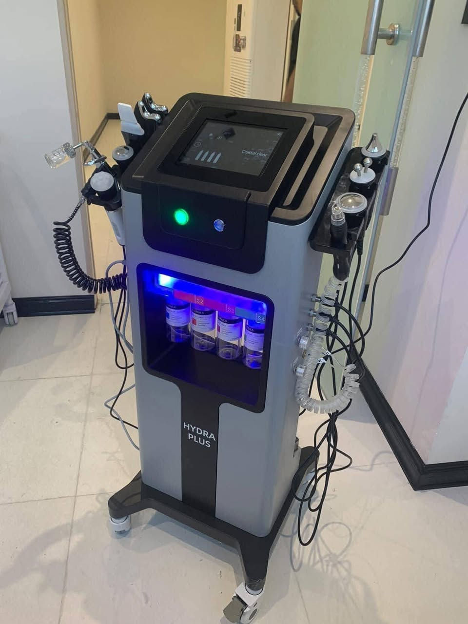 السلام عليكم من رخصة الادمن
متوفر الاجهزة بالصورة للبيع

***********
