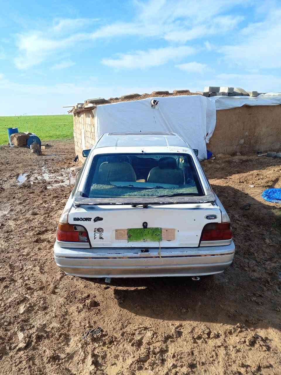 فورت سكورت للبيع موديل 91 شرط التحويل السعر حيل مناسب بس اتصل  *********** سياره شغاله
