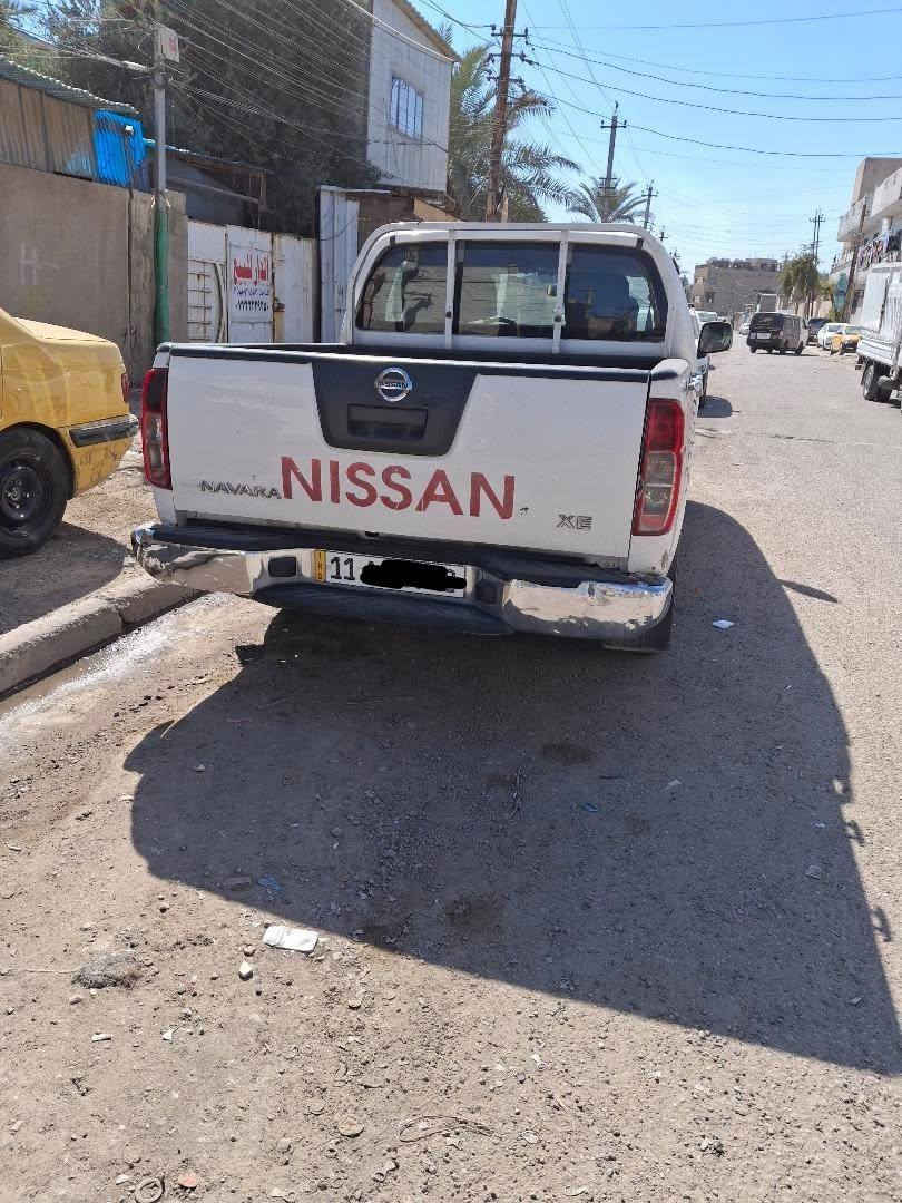 سلام عليكم نيسان نيفارا 2008 السياره احلى من الصور ومامغسوله رقم بغداد دولي السياره خير من الله كير عادي مكينه الابلاديه بس الجاملغ الأيمن بي صبغ مااشر عليه بااسمي تحويل ثاني يوم 
السعر 79وبيه مجال مكان بغداد جديده 
***********
غير متواجد على الفيس
