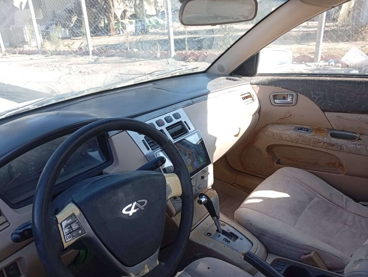 سلام عليكم شيري اي فايف بلاديه اوتو رقم بغداد بسمنه تحويل مباشر سنويه جديده ملاحضه سياره شغاله بس تخربط فقط ودخان اسود مكانه كربلاء السعر 28 وبيه مجال ***********
