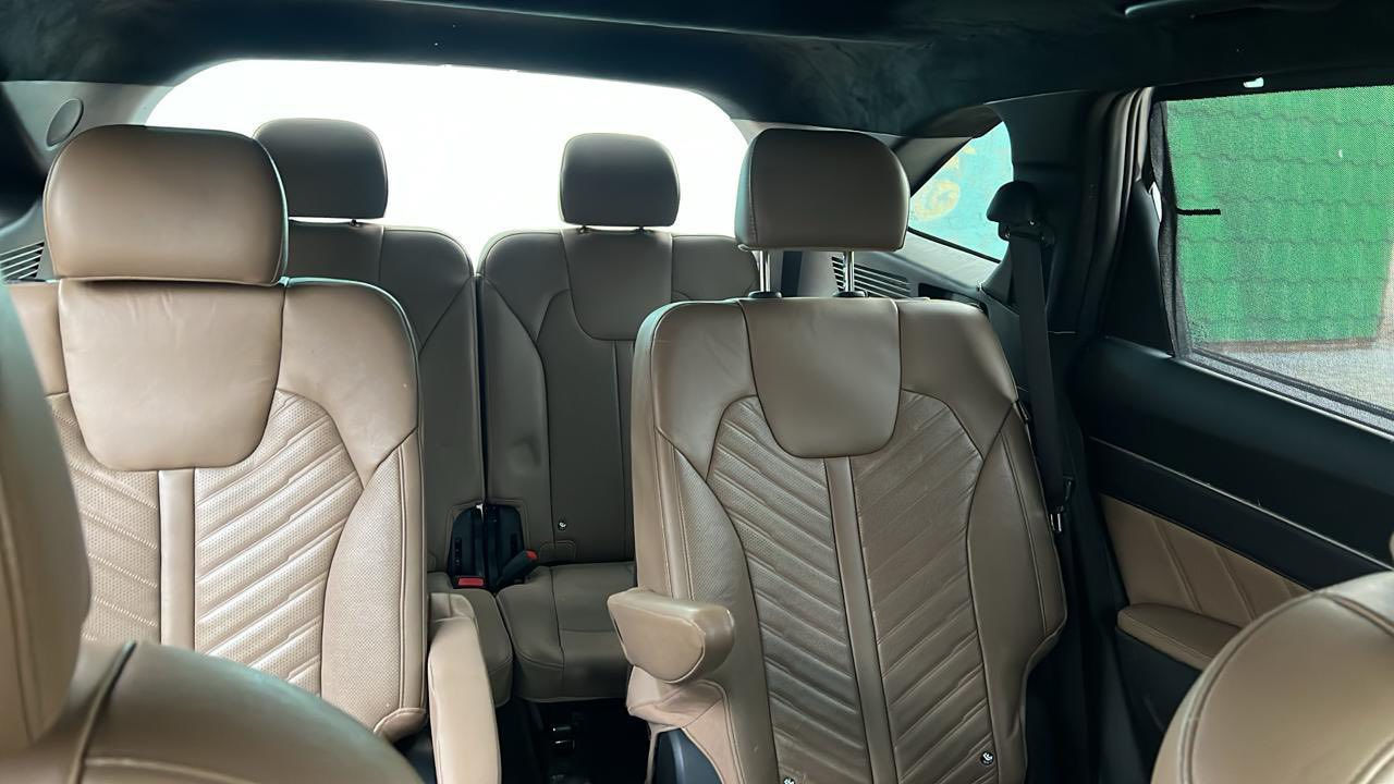 للبيع كيا سورنتو 2024 مرقمة شهداء رقم بغداد السياره فول مواصفات ***********.      السعر 200
