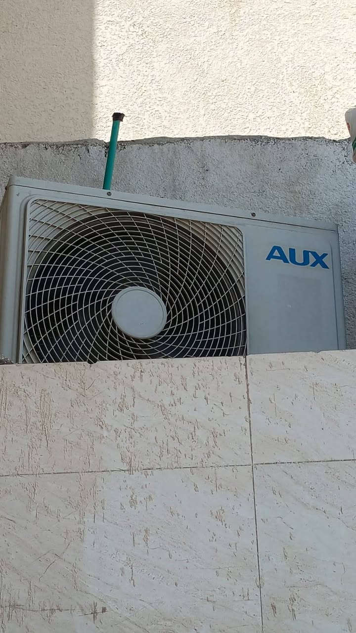 يا الله متاح سلبت اوكس طن ونص لا مفتوح ولا مصلح نضيف شرط التبريد القبله حي القائم السعر ٣٠٠


**إذا كنت صاحب هذا الإعلان وتريد حذفه لأي سبب، رجاءا أرسل رسالة إلى الدعم الفني**