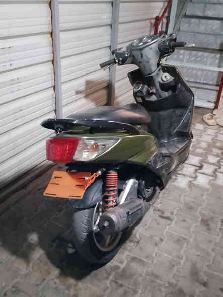 سلام عليكم سكنس فحل نوزل خطين بوشه 59 
دراجه شلعه ومعدل تاكل الكاع بيها كلجات wf نقص قبق هندر بس دراجه متعوب عليها لون مميز سعر800 وبيها مجال عنوان زعفرانيه جسر ديالى القديم ***********
