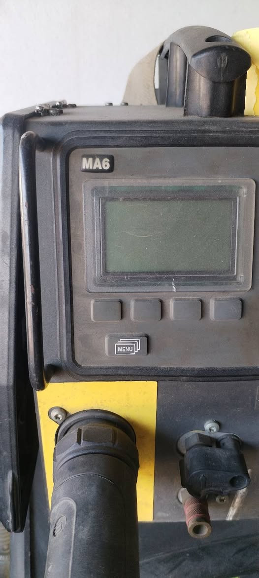 ماکنە لحیم میک ماتکە ایساب ارستو( دیجیتال) 400. سعر 1800 دولار. سلێمانی _ رانیە.  *********** او ***********.
