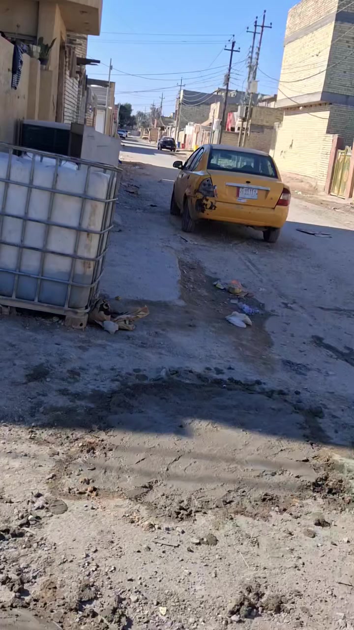 بيت بل الدسيم الفرع المقابيل حسينيه شيخ وهاب عرض الشارع ١٠ متار تبليط مجاري كهرباء ماء خدمات كامله لبيت كامل مكمل 
سعر خاص رقم صاحب البيت ***********
