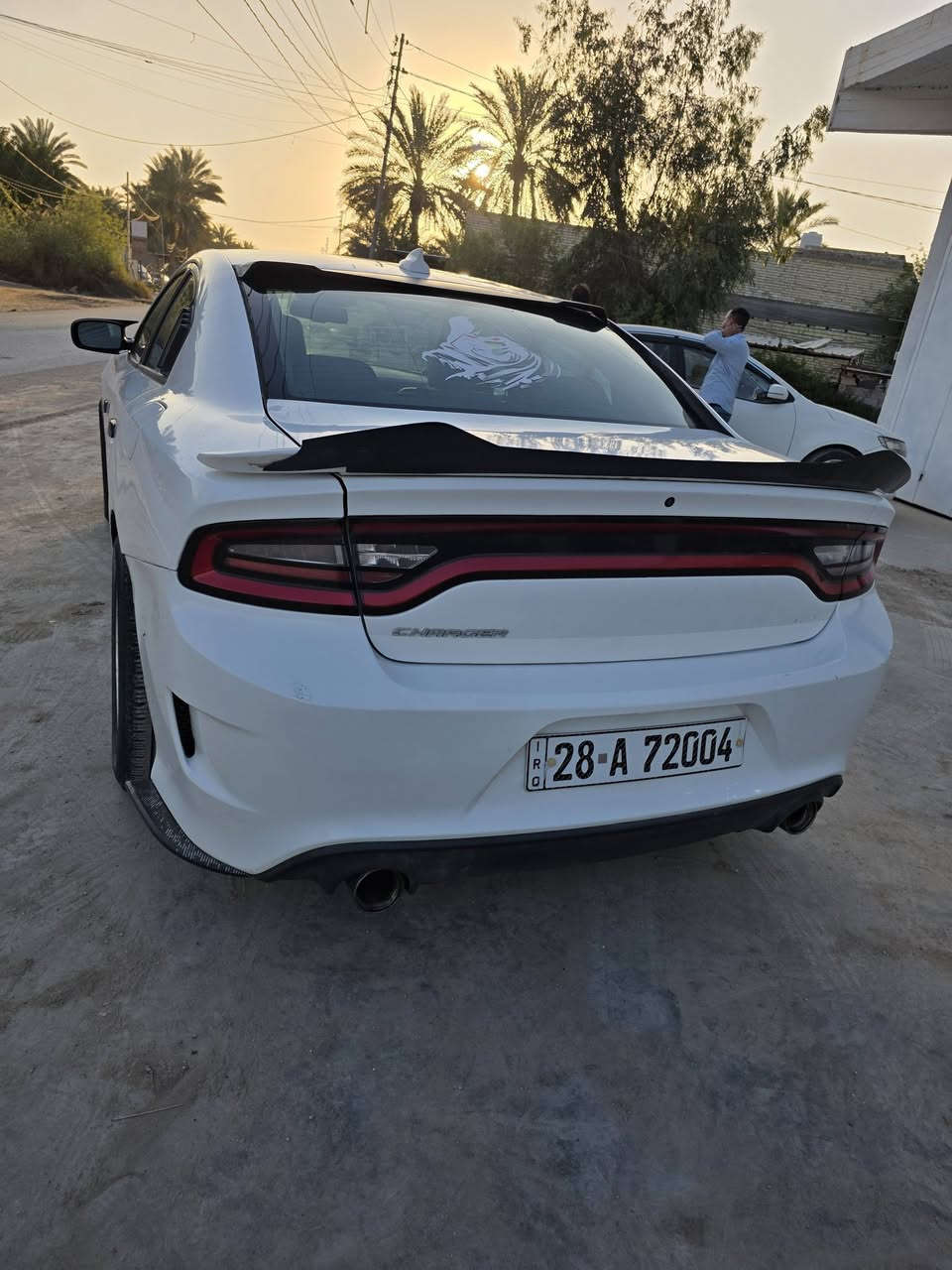 السلام عليكم جارجر موديل 16 مصبوغه عام رقم نجف دولي بسمي فوريل وملغي السعر 137 وبيه مجال بسيط للاستفسار ***********
