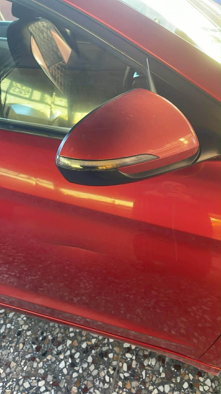 سلام عليكم
للبيع النترا 2020 خليجي وكاله 
عداد المسافه :150الف 
المواصفات.......
فتحه سقف اسلايت 
بصمتين تشغيل 
بصمه ابواب 
مثبت سرعه  
شاشه ثلاث انظمه 
داخل بيجي 
كامرا  وخلفي
محرك 2000
تخم تاير ويل كب 
السياره  جديده 
مكان سياره بغداد الغزالية 
السعر / 147 بيها مجال         
***********
