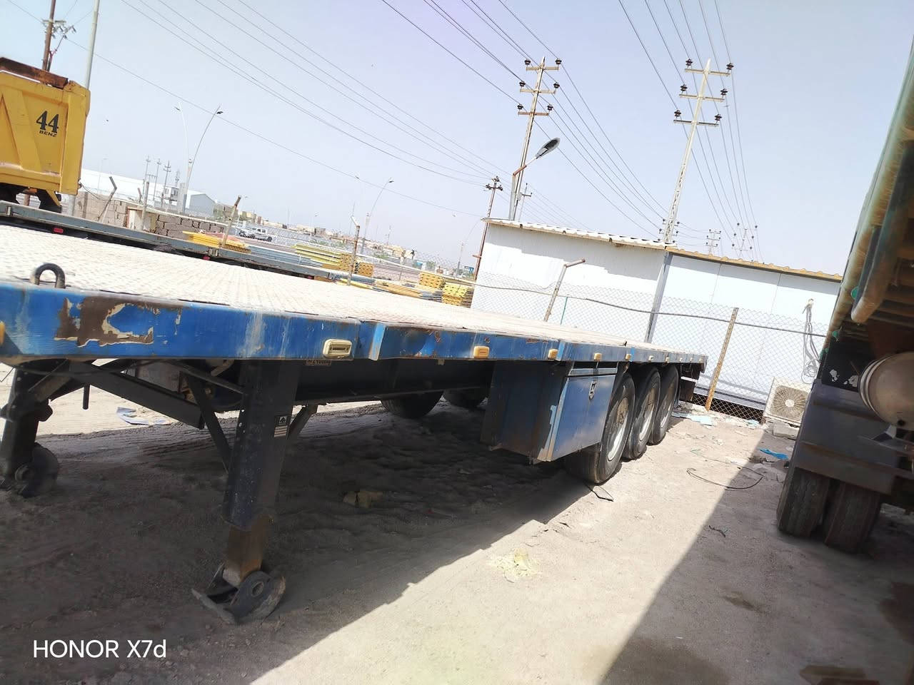 عربانه شمتز حديد للبيع تخم تاير كهربائيات، ثلاجة، مطبخ، جوبلسات بريك جديد جاهزة للعمل ***********//***********
