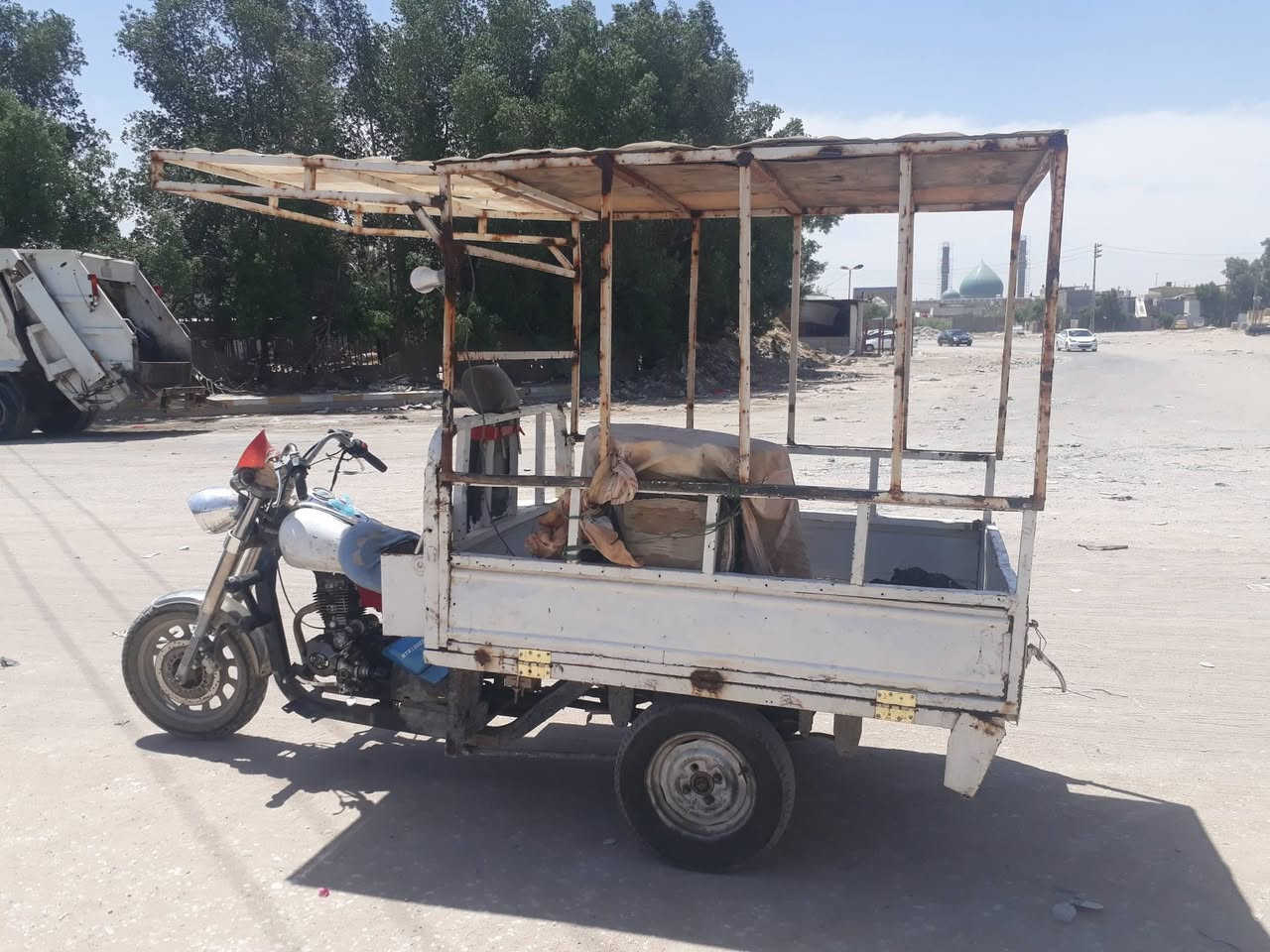 سلام عليكم ستوته البيع محرك نضيف كرنك بستم كلجات جدد عينه كويل طاسه  ناريه جدد كير جدد نمرهو الي تفر الكير بوكس جديده صوته ناعم محرك سنويه بدون راعي استنساخ  مكاتبه شارع ركبه بيها لحيم ولشاصي بي لحيم تخم تاير جدد دبلات جدد يدات سكان جدد بريك امامي جدد سعرها 650 بدون محجر بيها مجال قليل اقرا المنشور قبل لا تتصل او تجي خاص *********** رقم هاتف شاري تصل او راسل لا تعلق ع منشور مكانها نجف نجف اذ وحد يريد بس محجر 65 وبي مجال قليل

