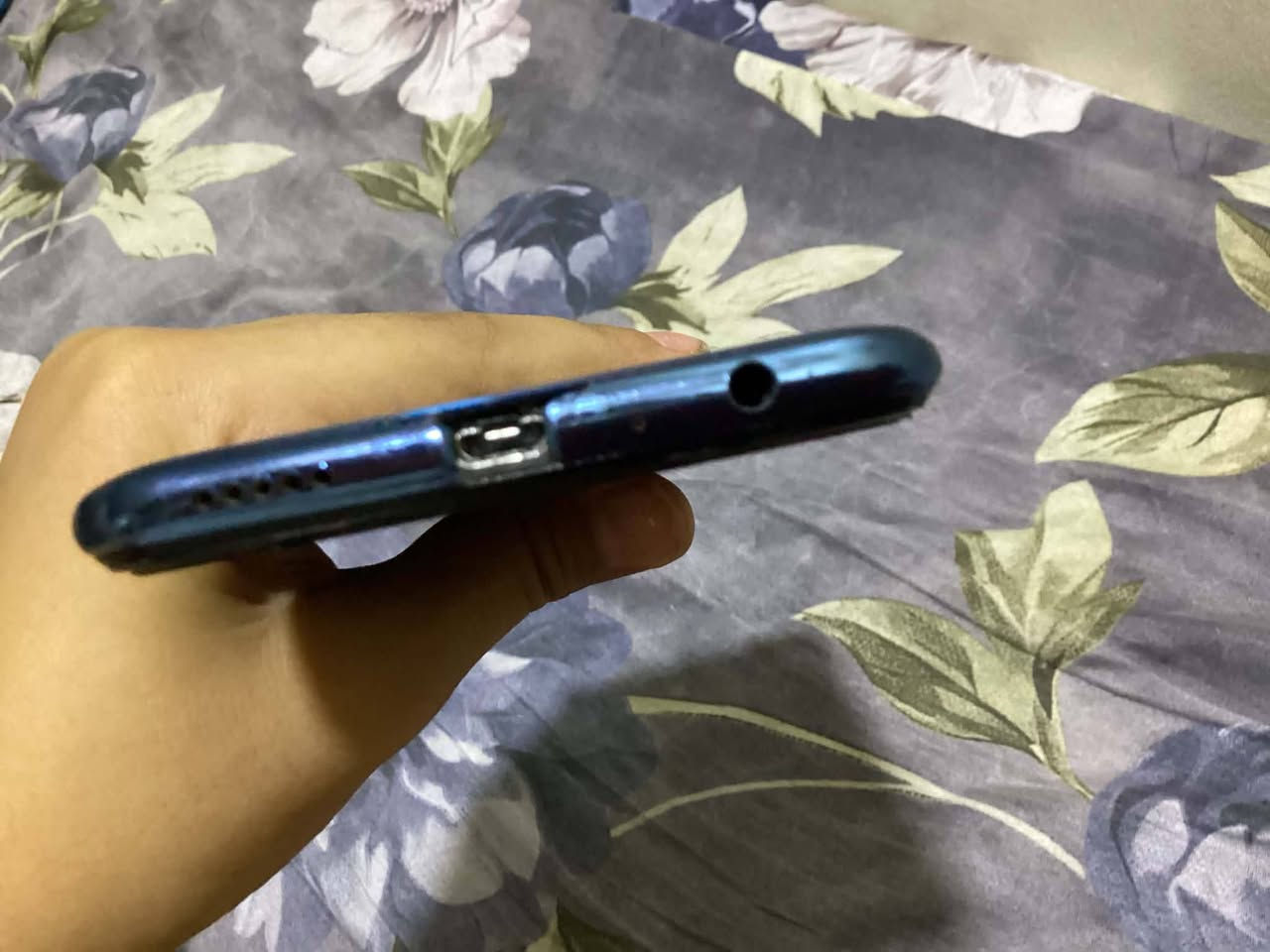 السلام عليكم تلفون للبيع y9
2019 تلفون نضيف مبدل فقط شاشه يشغل بوبجي 40 فريم لون سمائي ازرق 
بدون ملحقات السعر 60 وبي مجال حك جيتك واني مستعجل على بيعته بيش مجان ابيعلكيا بس جماعته 40 لتجيني تلفون نضيف وسعره زين الشراي يراسلني خاص


**إذا كنت صاحب هذا الإعلان وتريد حذفه لأي سبب، رجاءا أرسل رسالة إلى الدعم الفني**
