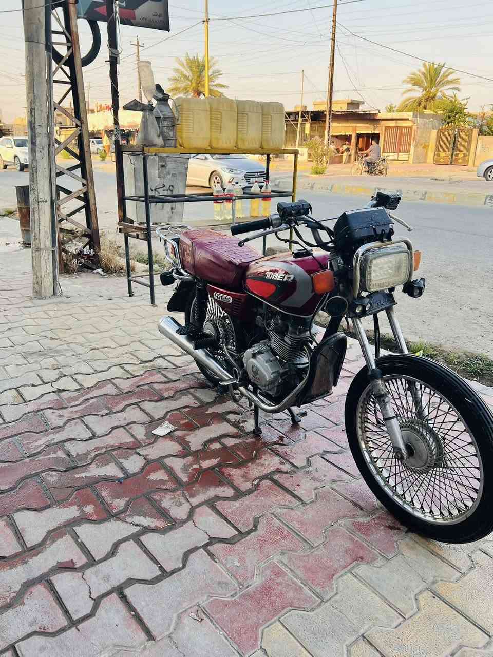 تايكر 2020 صوته دمعه موطورت نضيف عايزو كم شقله السعر 350 وبي مجال رقمي ***********
