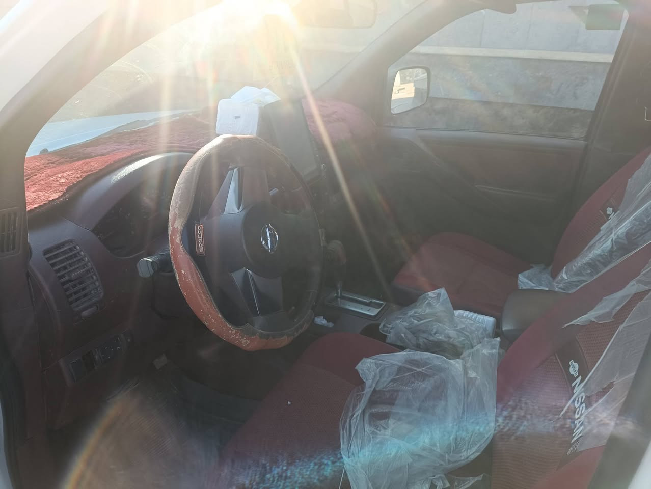 السلام عليكم شباب نيفارا مديل 2016للبيع او مراوس حسب القناعه سياره جاهز للأخير مكينه كير تبريد تخم تاير حداده ما تخسر عليها ربع رقم بابل مشروع وطني تحويل وين ما يعجبك راعيها يمي هم بلبصره سنويتها ل2027 سياره متعوب عليها الله شاهد وجاهزه كلش السعر ((125)) وبيها مجال حك الجيه مكاني بصره هارثه مفرق معمل ورق قرب مطعم مشمشه رقمي***********  بيه ضربا يم البك لايت جهة السايق كد شبر
