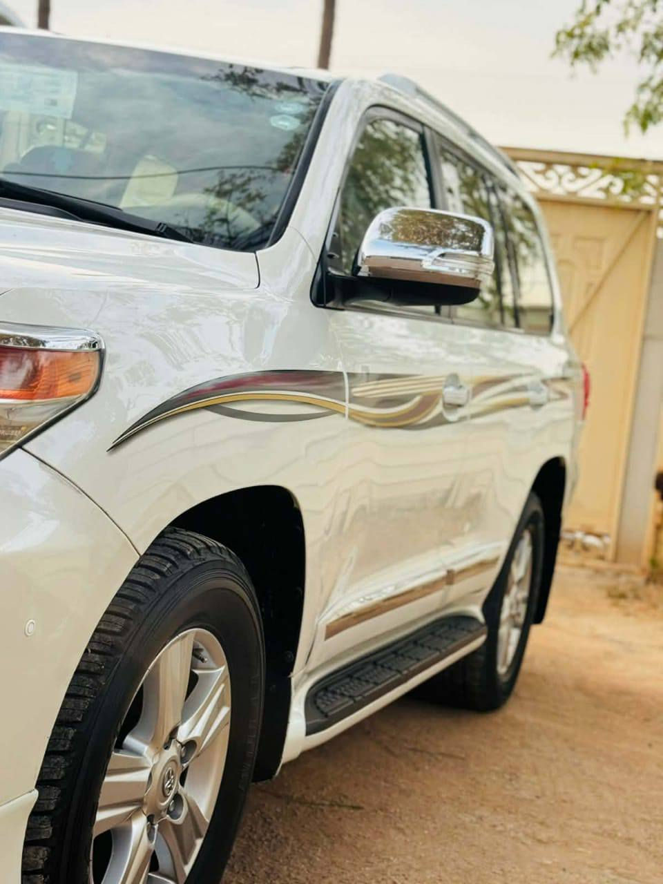 السلام عليكم
الاندكروز موديل 2013 سياره جديده مكفولة كفاله عامه عدى مكانين بارد قليل قطره صبغ مابيهه حتى الدعاميات مكفولات مكان السياره كربلاء الحسينيه السعر 370
الاستفسار ***********
***********
